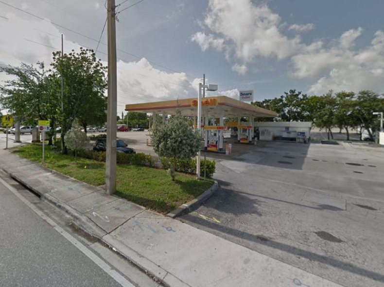 shell_station_wpalmbeach shell_station_wpalmbeach