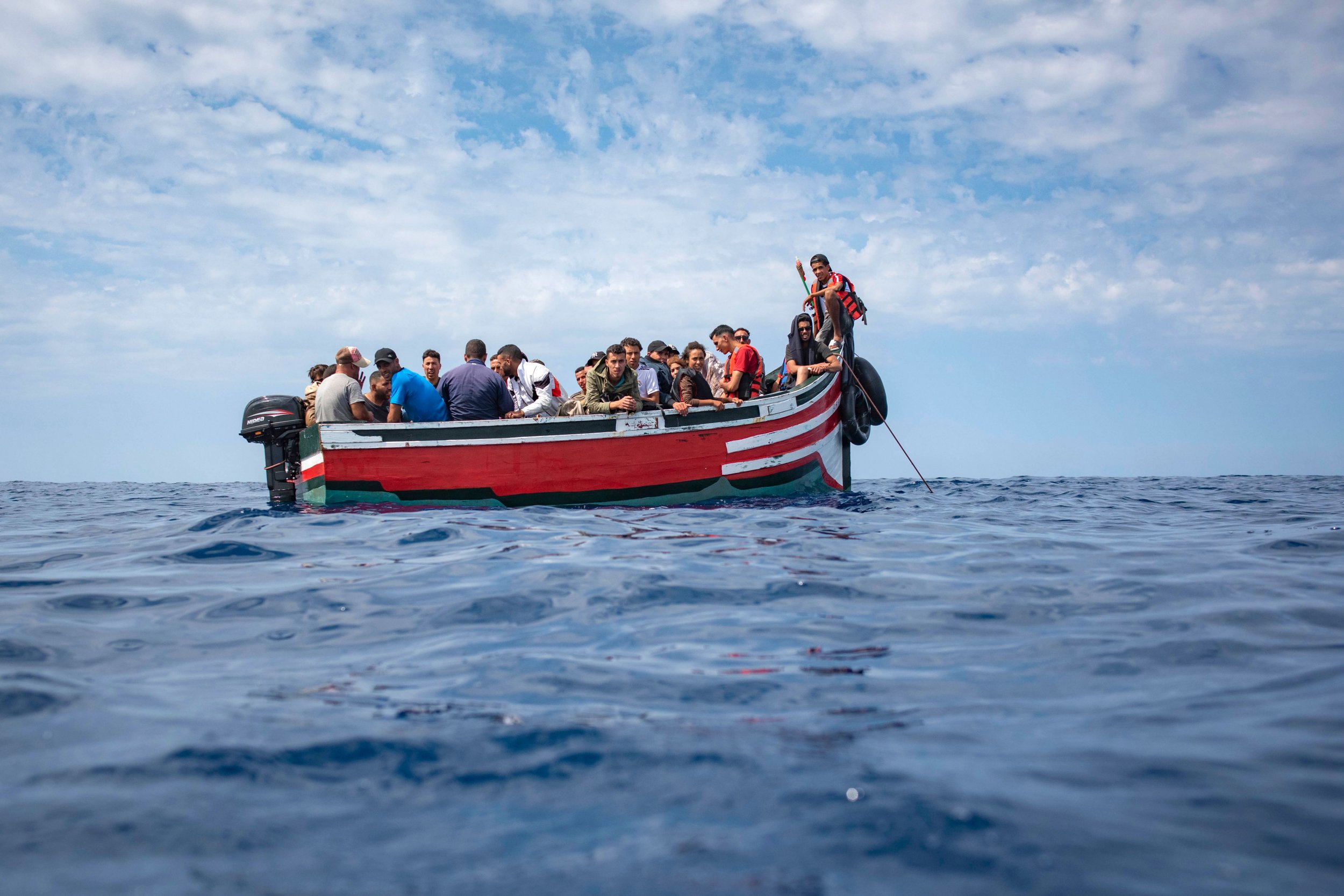 U S Navy Refused To Help Sinking Migrant Boat That Capsized