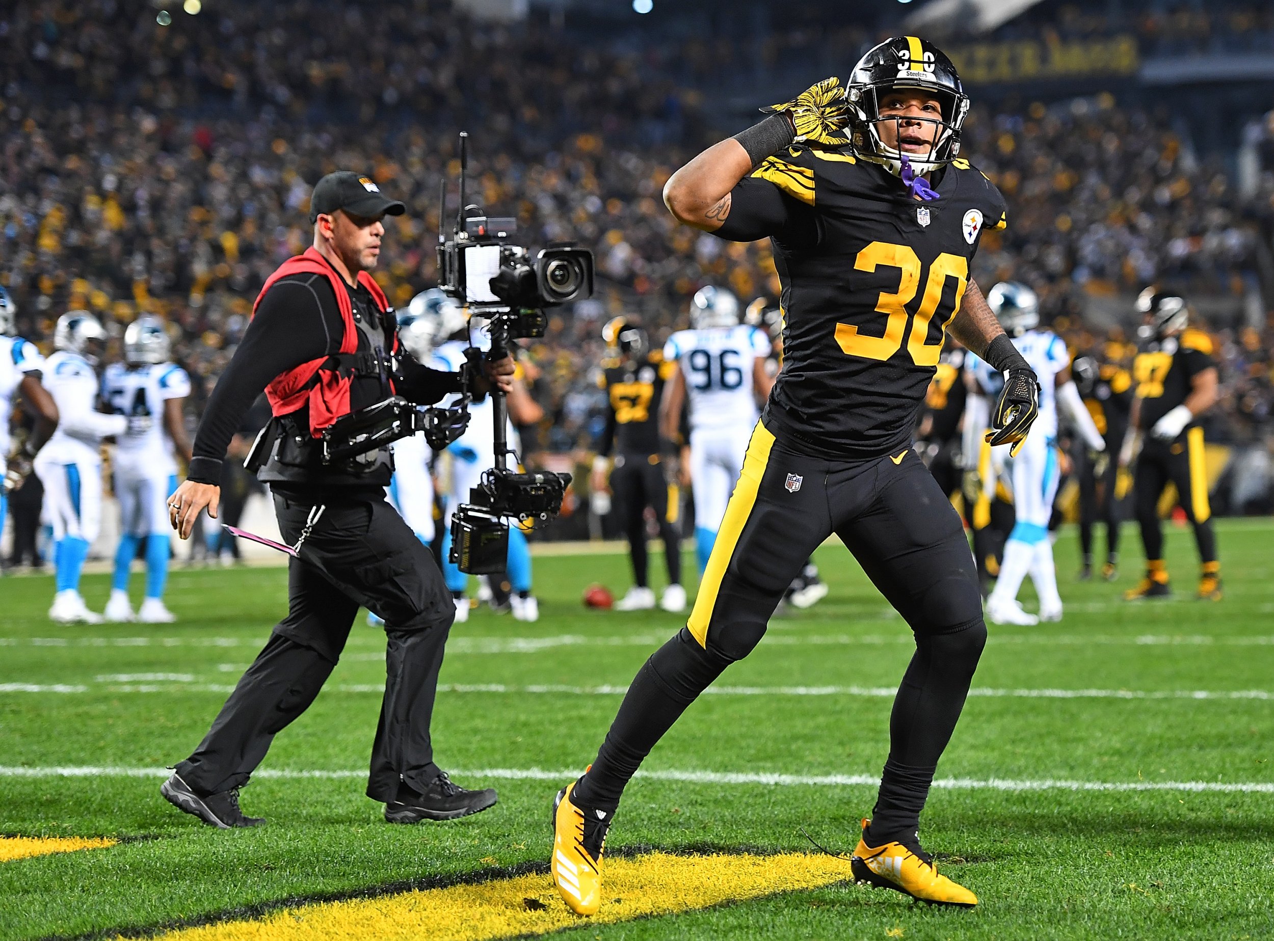 Pittsburgh Steelers' James Conner Proving Everything He Should in