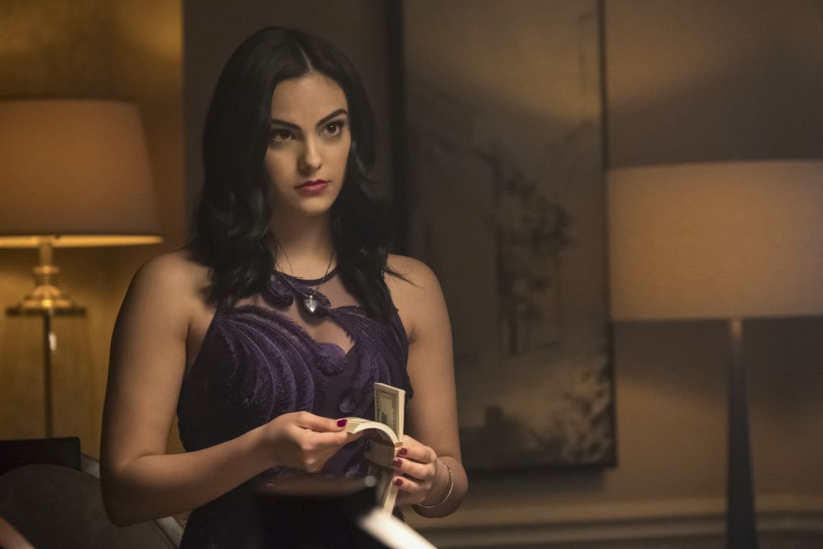 Camila Mendes on Veronica Lodge, Gryphons and Gargoyles