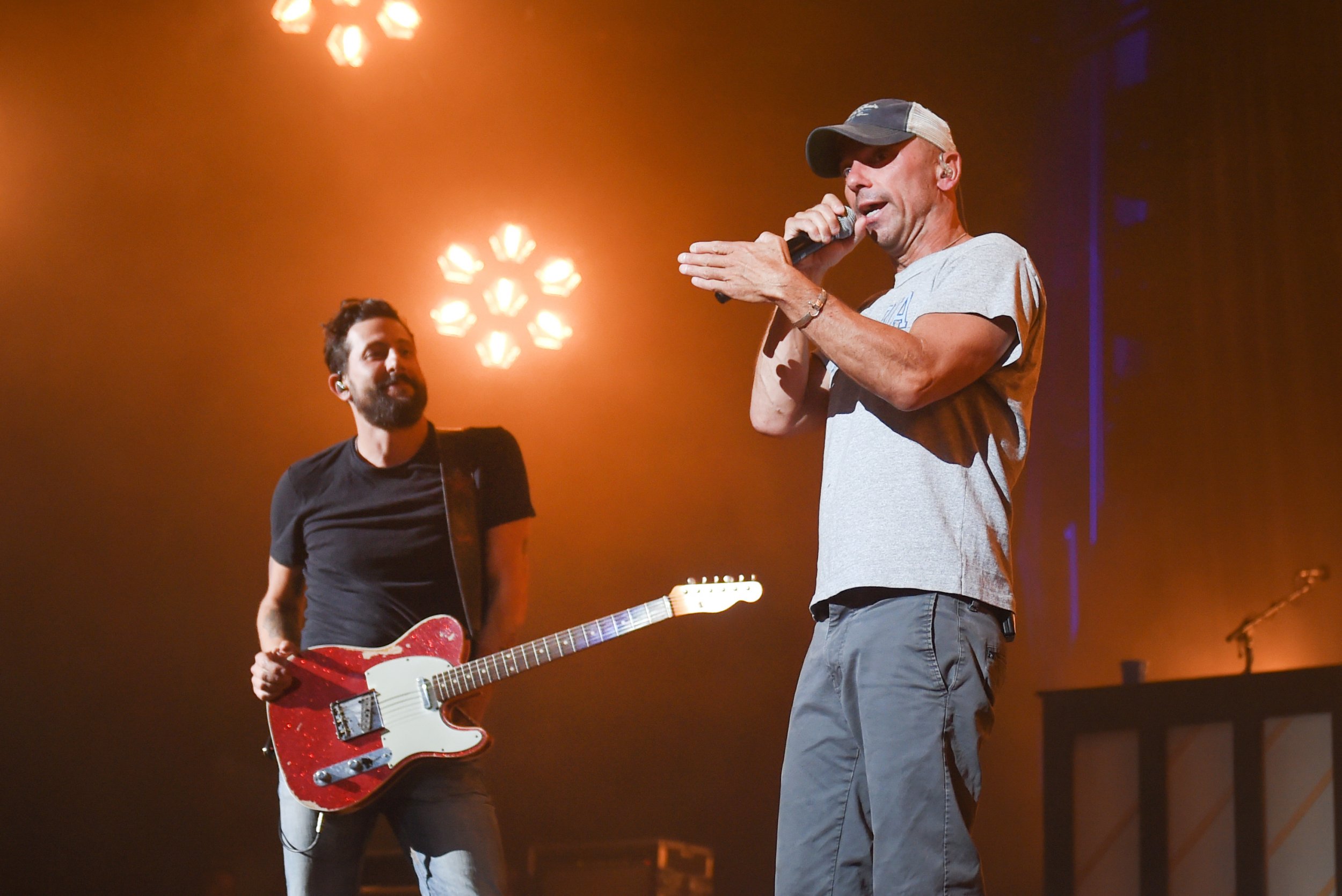 Exclusive: Kenny Chesney Addresses Death Rumors - 3zb71sn