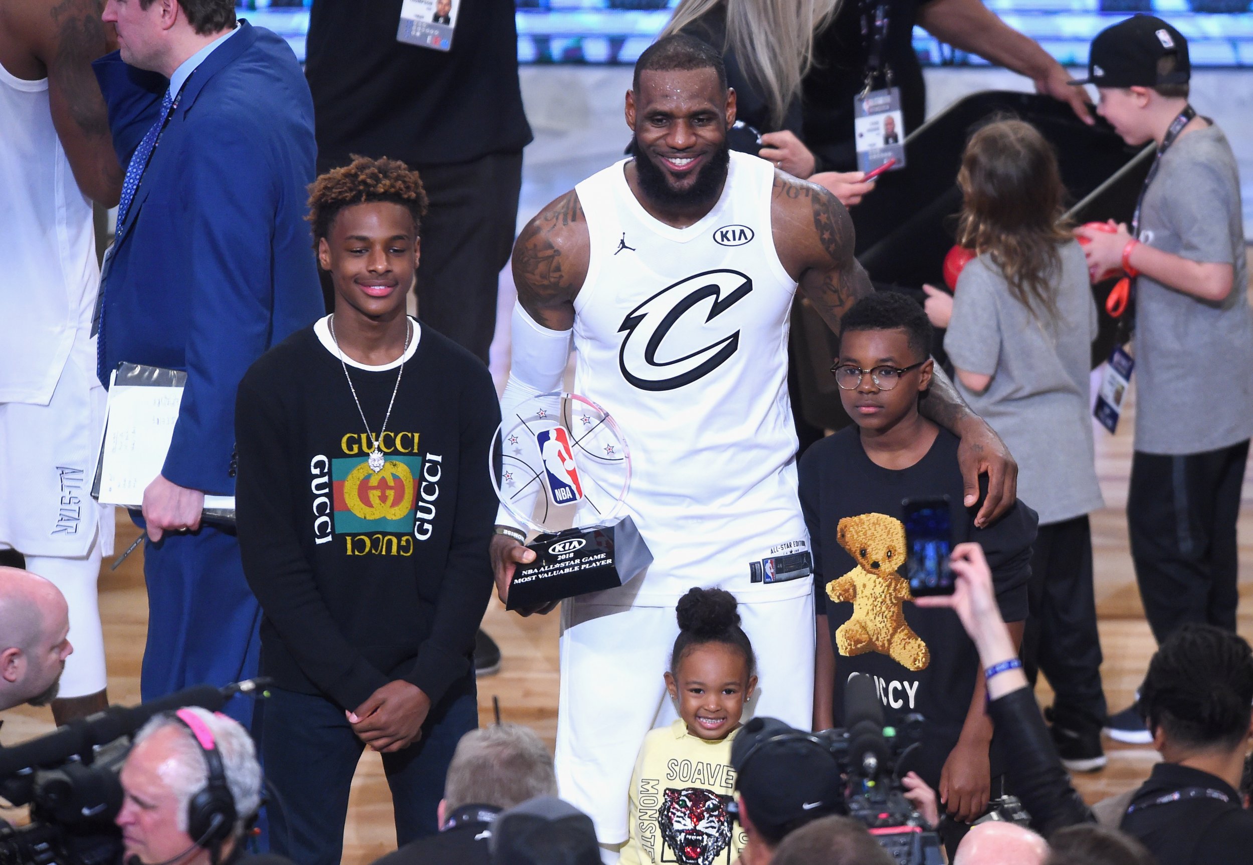 Has Lebron Jr Chosen Duke James S Son Wears Blue Devils Sweatshirt Gets Ncaa Fans Talking