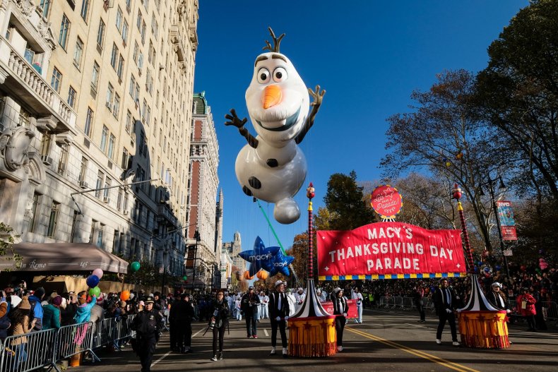 macy's thanksgiving day parade route map 