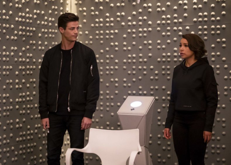 the flash 100 episode time travel nora time vault
