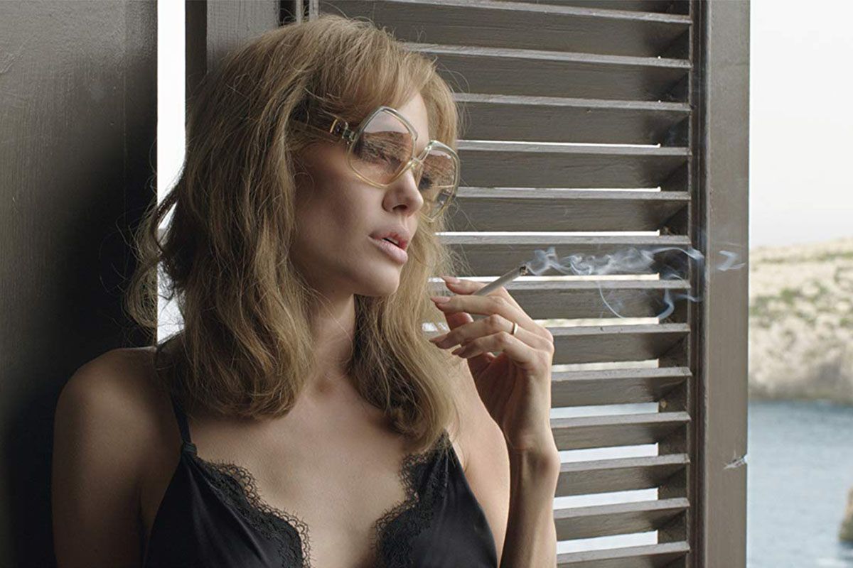 Анджелина джоли лазурный берег