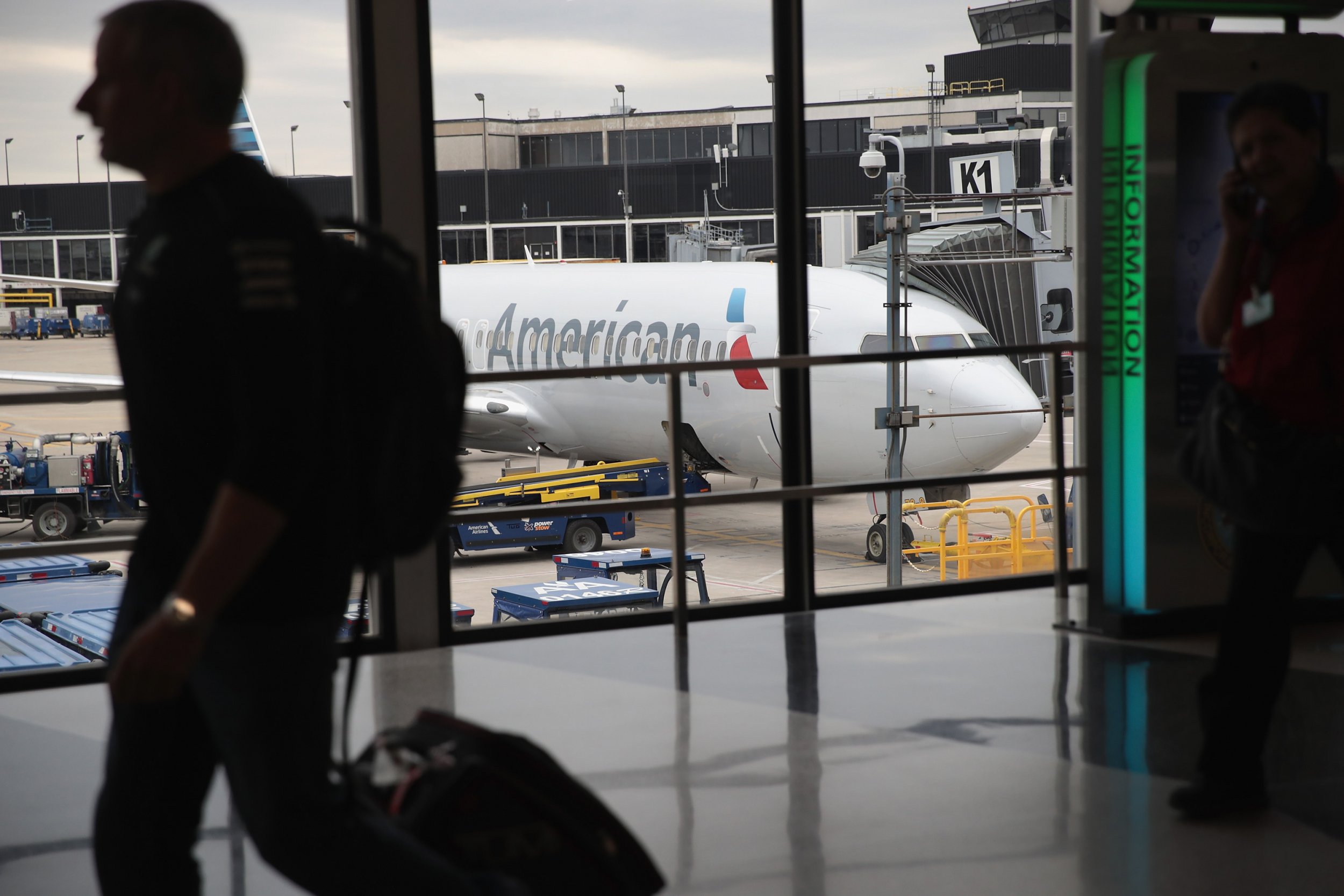 Thanksgiving Holiday Travel Problems American Airlines System Down