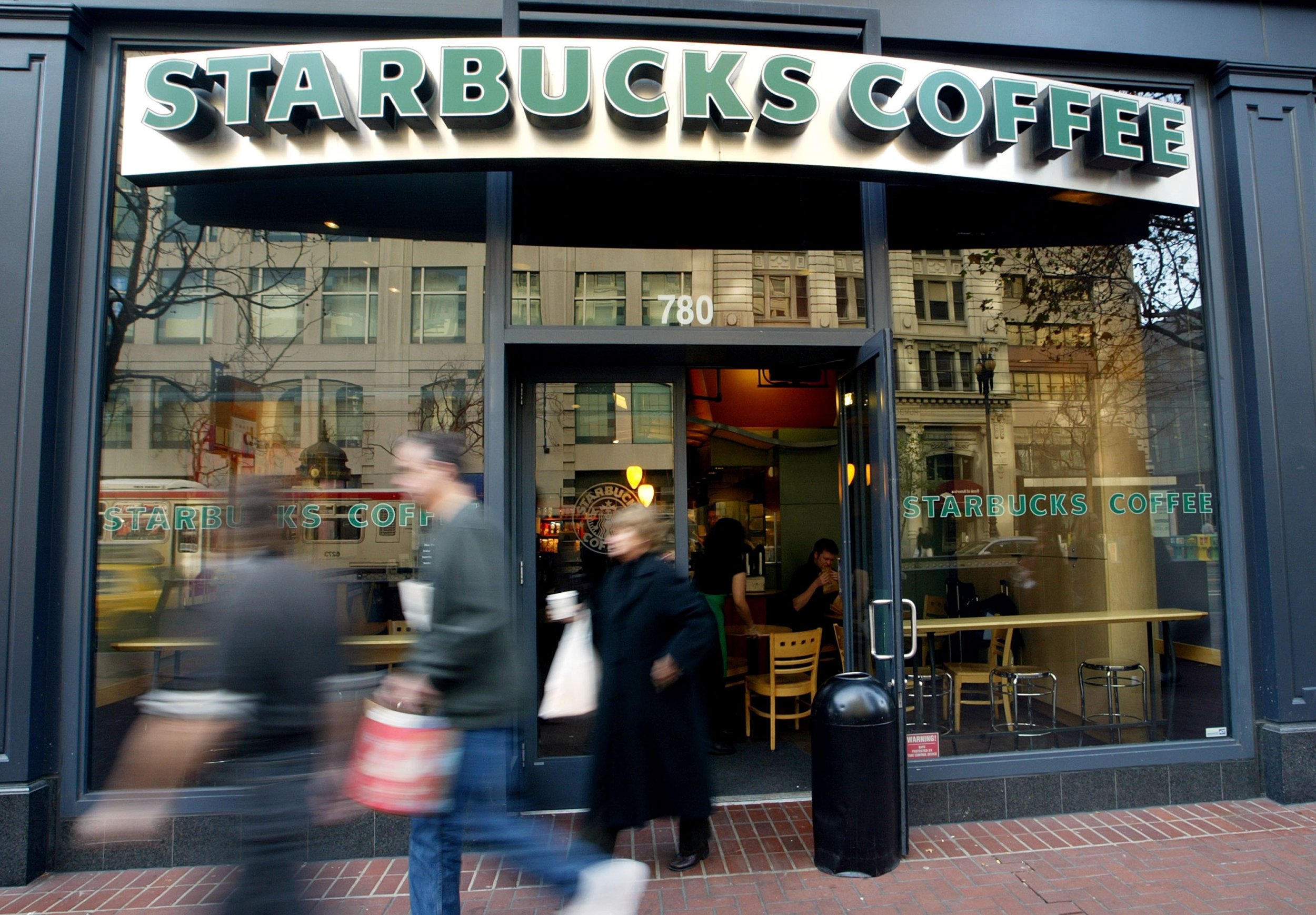 Is Starbucks Open for Thanksgiving? Dunkin' Donuts? Check Location