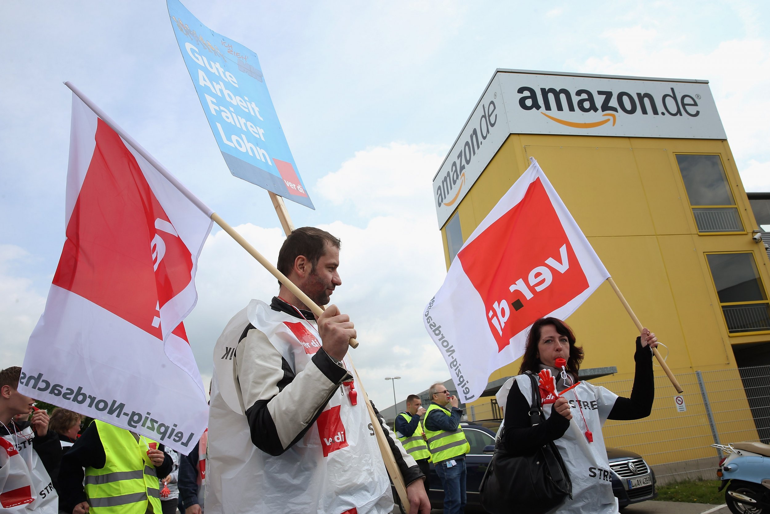 amazon strike black friday 2021