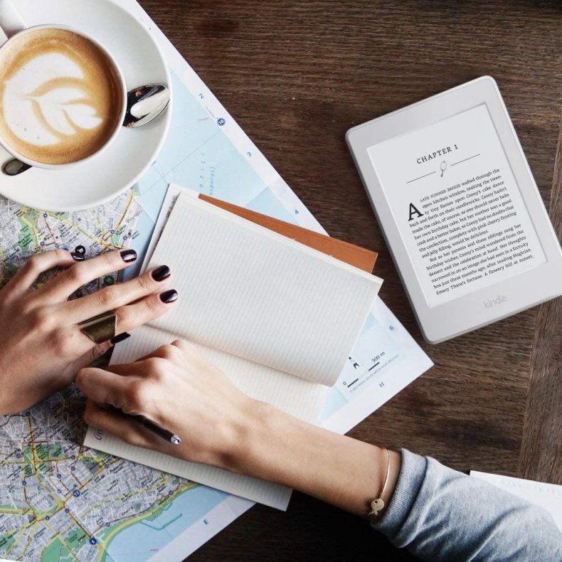 40 Cyber Monday - Kindle Paperwhite E-reader