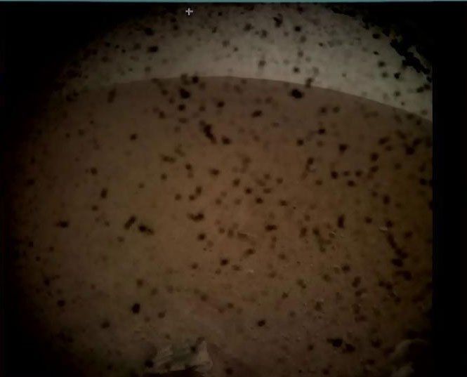 insight lander photo 1 insight lander photo 1