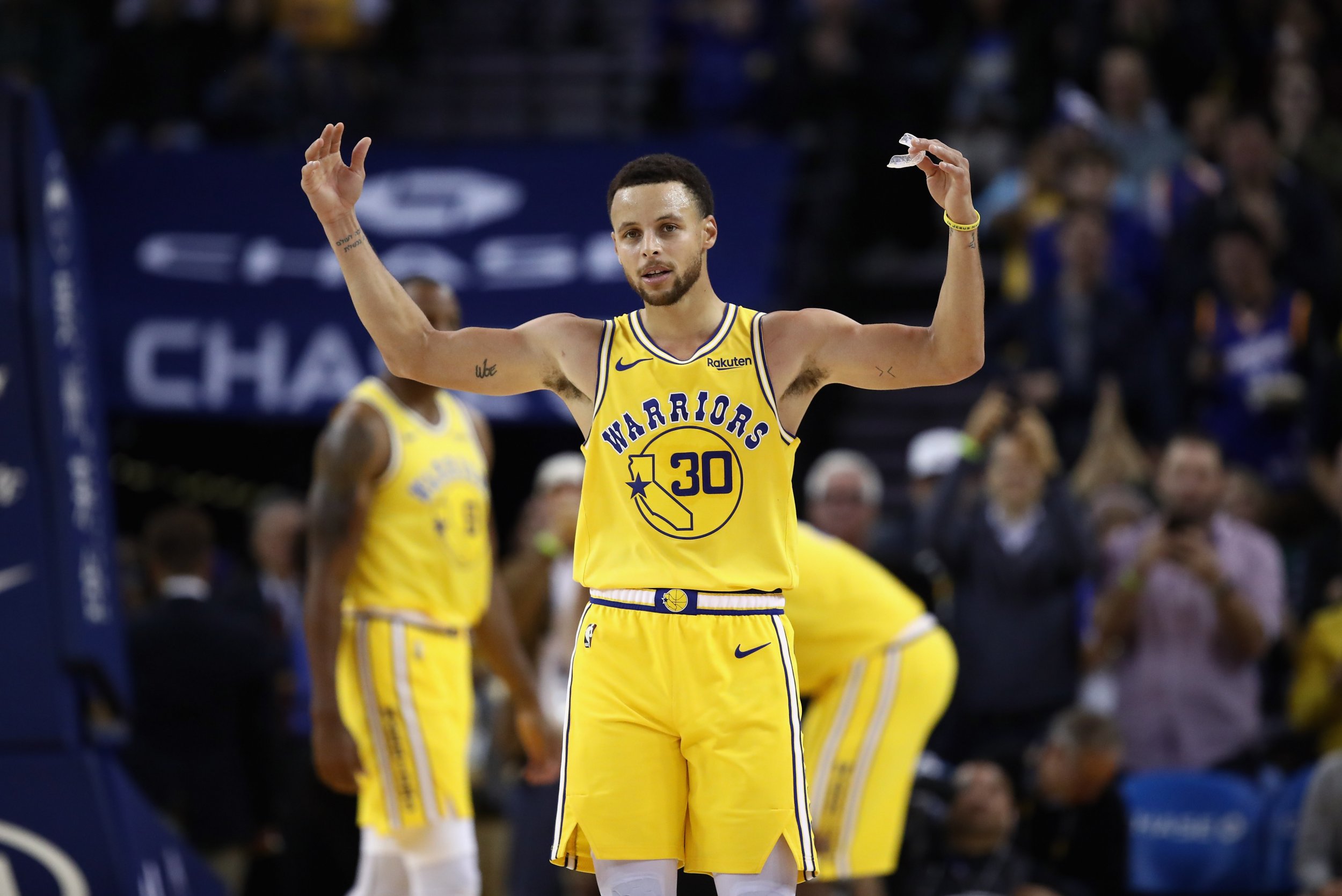 9-Year-Old Girl Protests Stephen Curry 