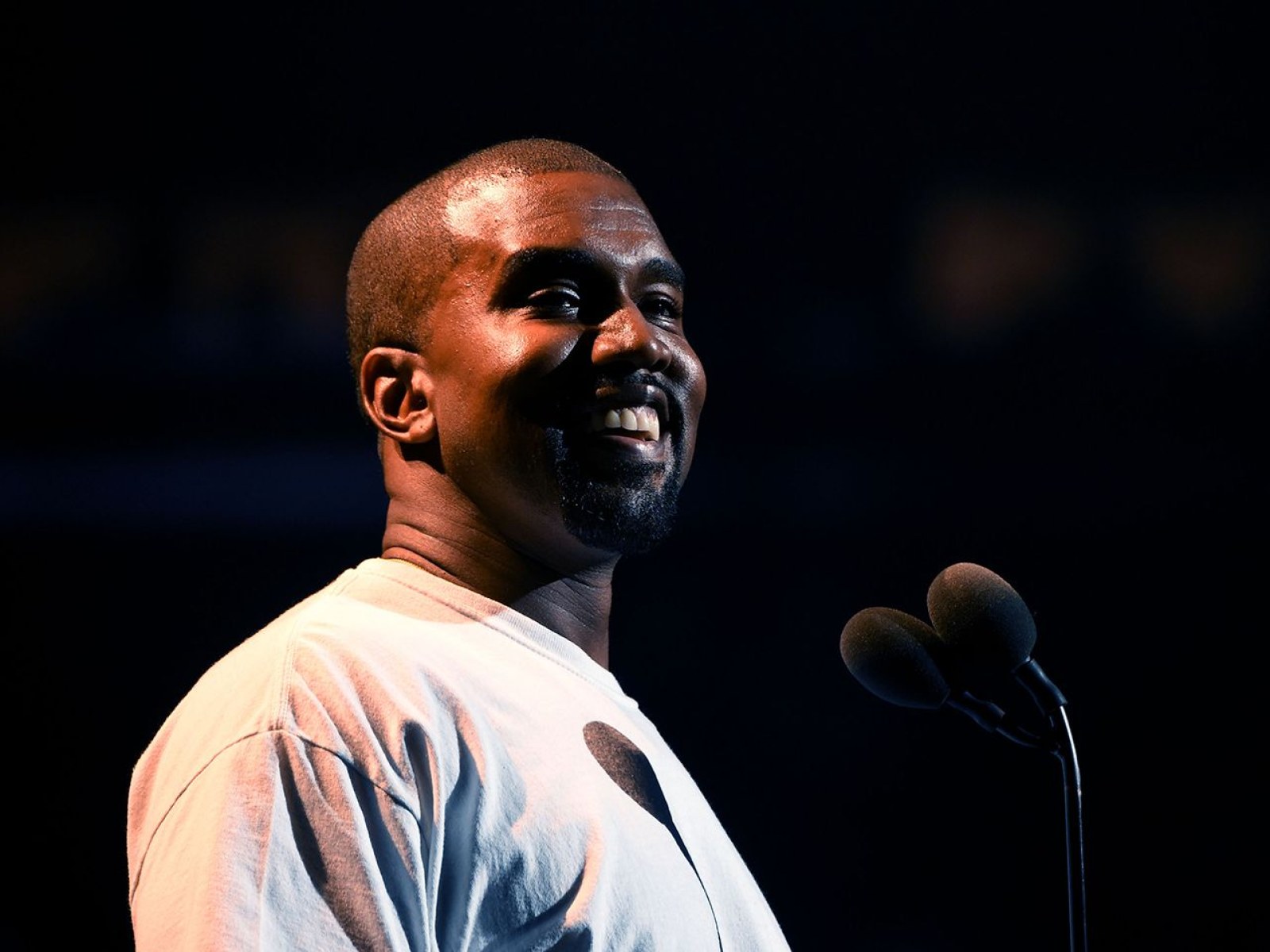 A Year Of Ye Kanye West By The Tweet In 2018 A Timeline