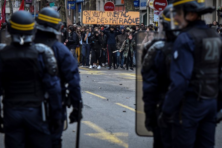 France High School protests arrests riot police France High School protests arrests riot police