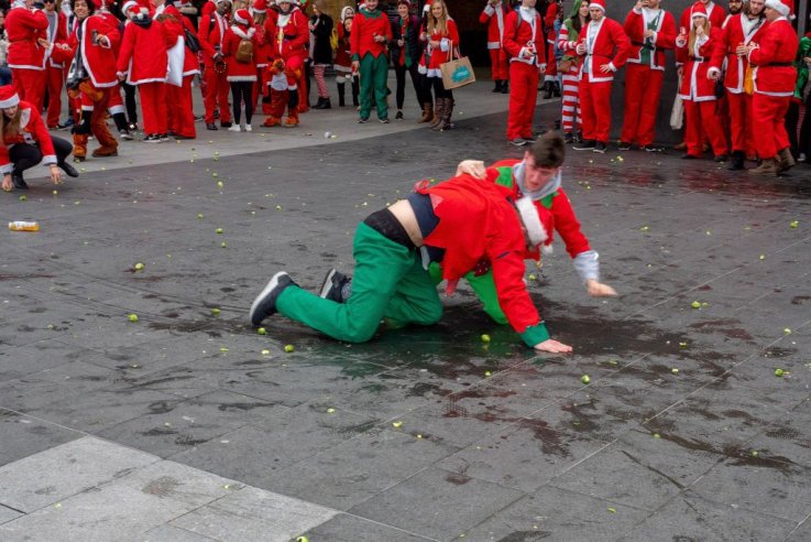 SantaCon Slideshow 44 SantaCon Slideshow 44