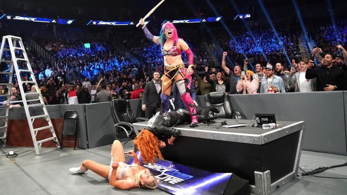 asuka takes down becky and charlotte smackdown wwe