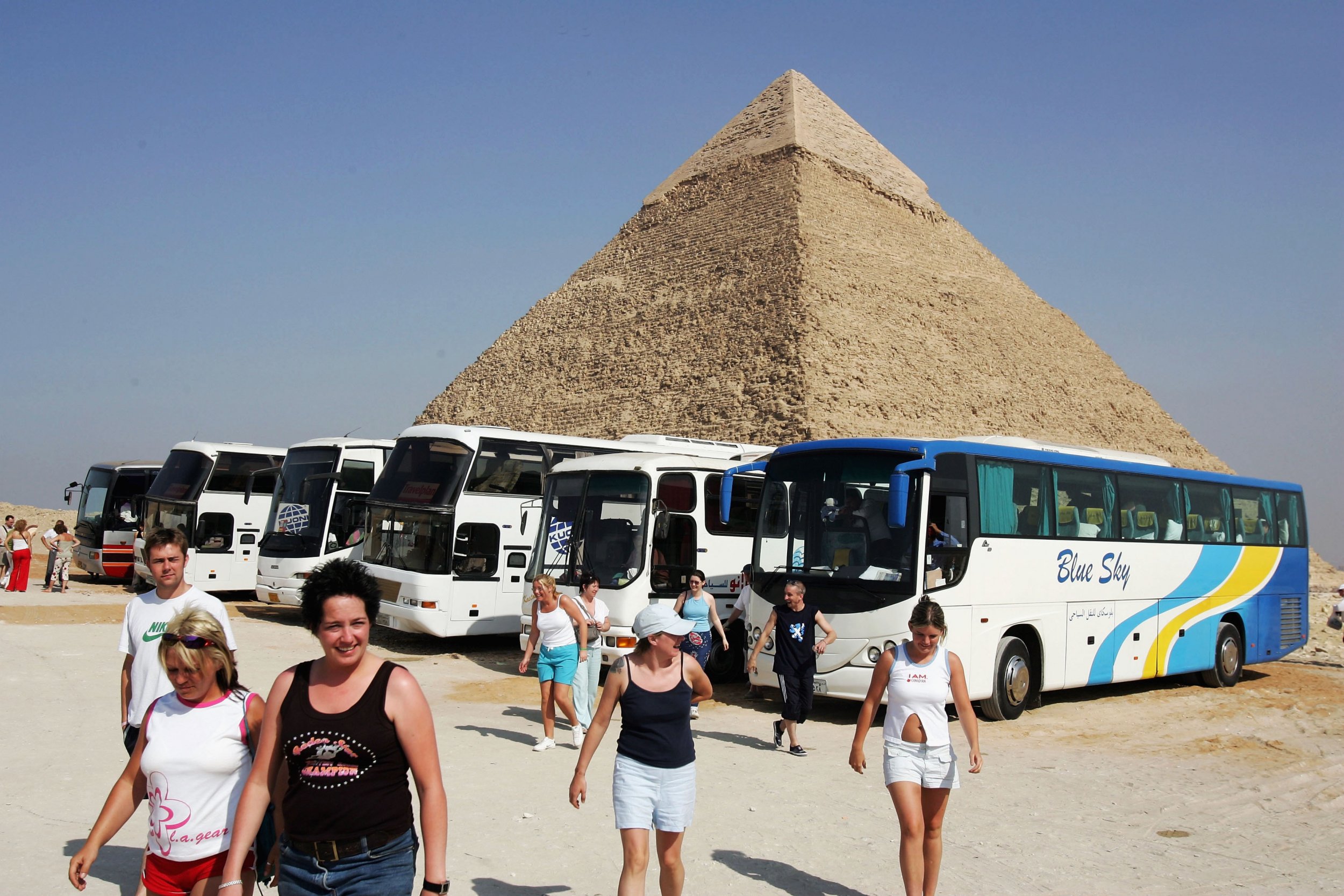 pyramids tourist attack