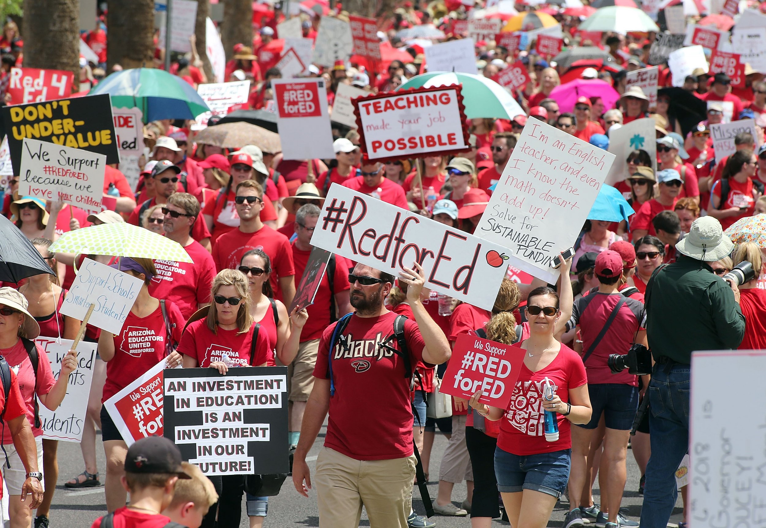 GettyImages-951594260 AZ Red for Ed