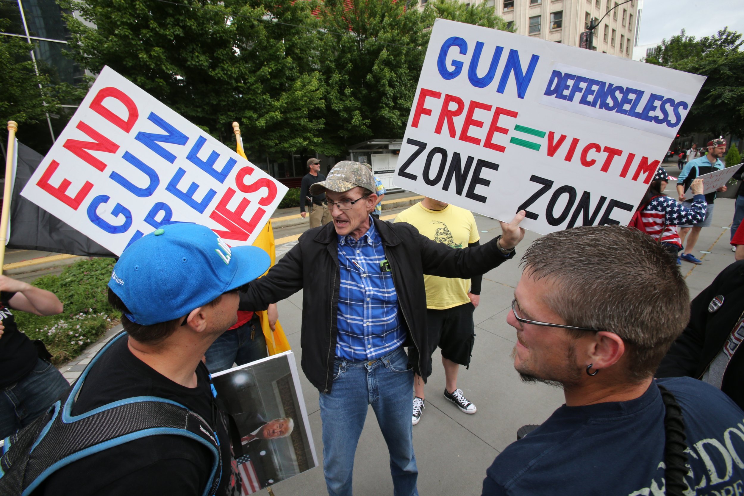 GettyImages-960685650 seattle guns in schools dems