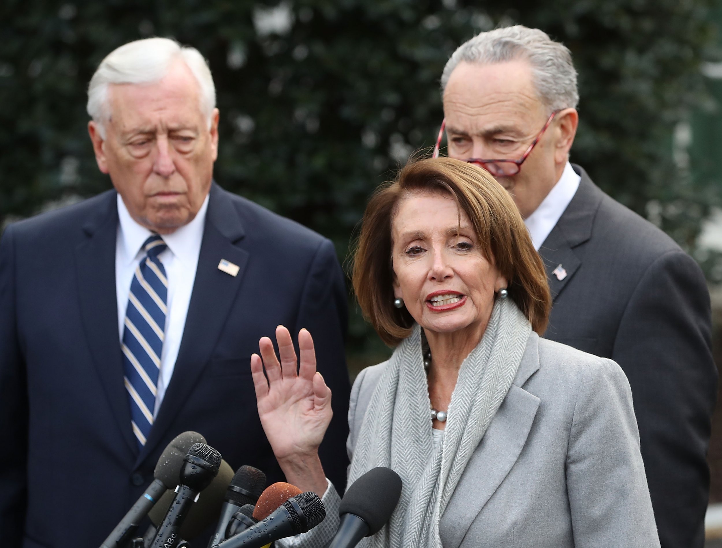 Nancy Pelosi Says Trump Thinks Unpaid Federal Workers Can Just 'Ask ...