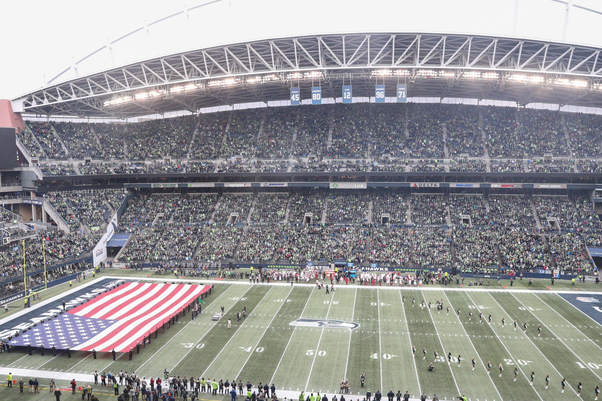 This Cardinals fan looks broken from bad offense vs. Seahawks