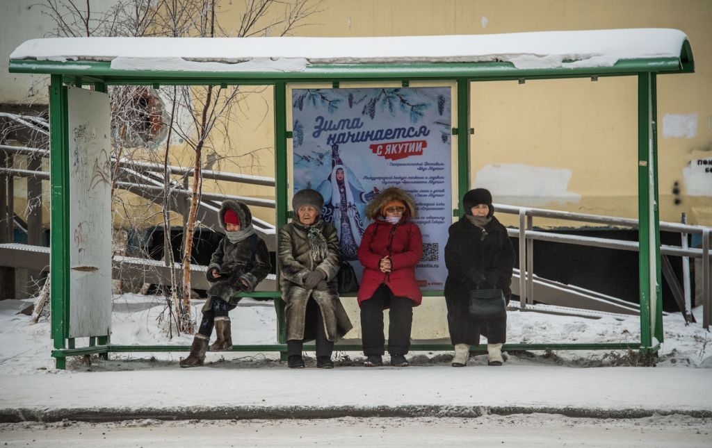 Russian, mayor, bus, public, transport, late
