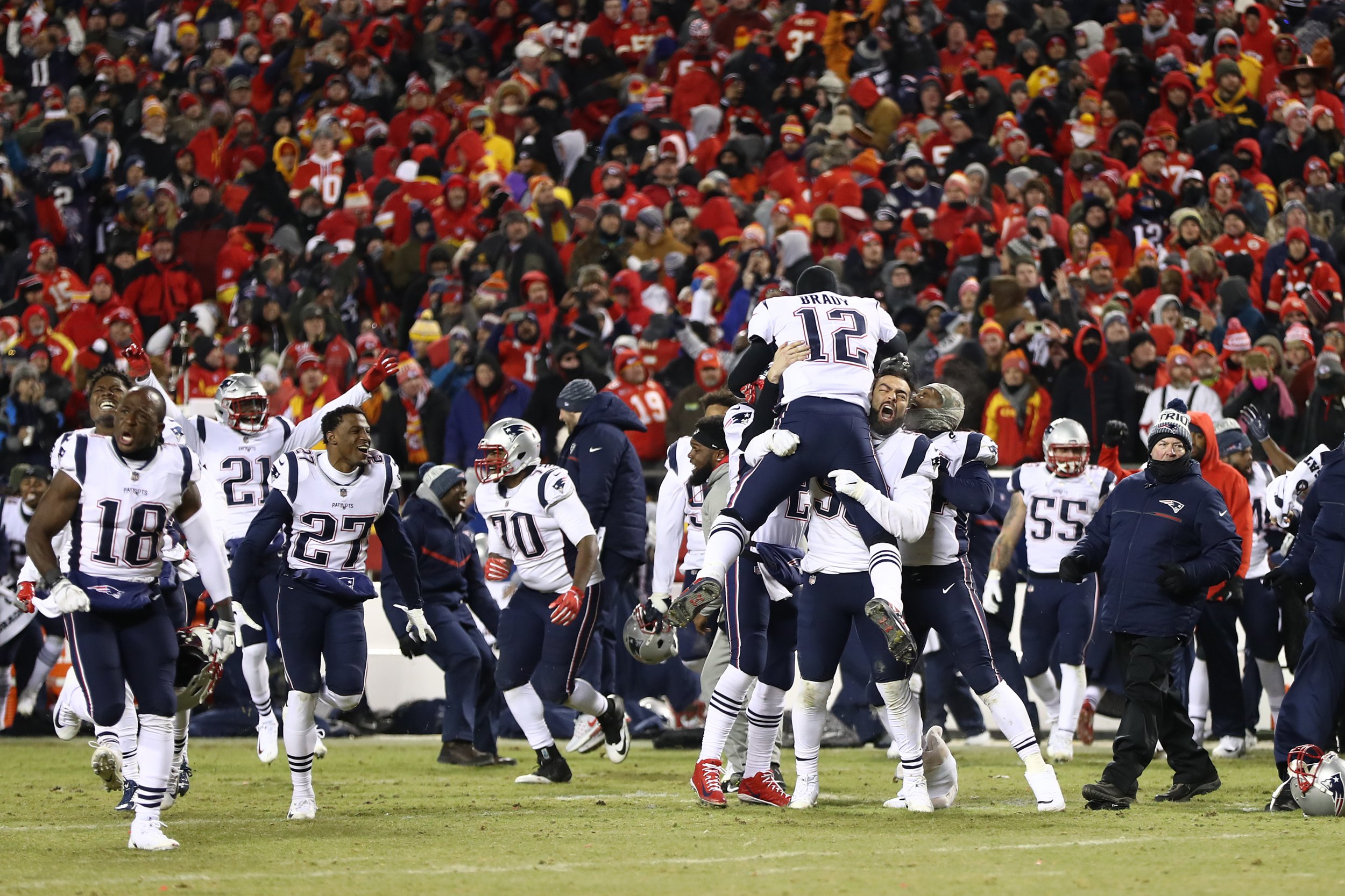 Donald Trump awarded Super Bowl ring by New England Patriots