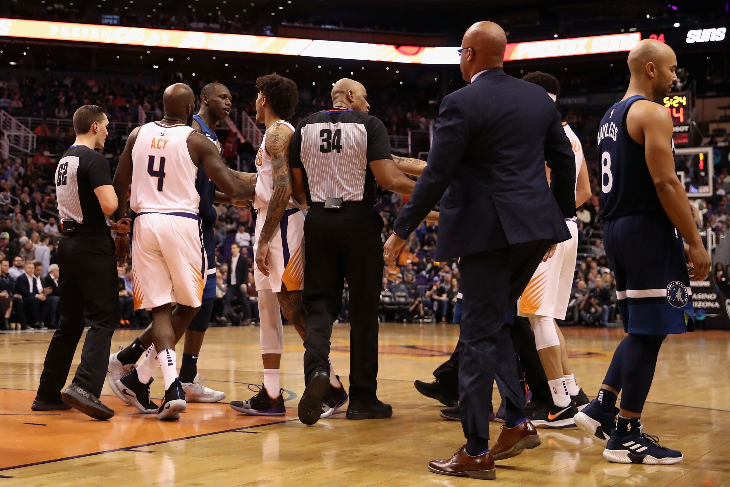 Gorgui Dieng, Devin Booker