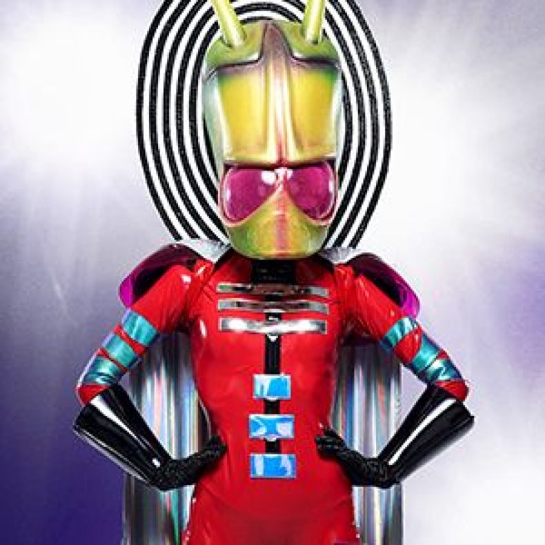 Masked, singer, episode, 4, spoilers, recap, who, is, unmasked, raven, alien, bee, poodle, rabbit, clues, live, blog