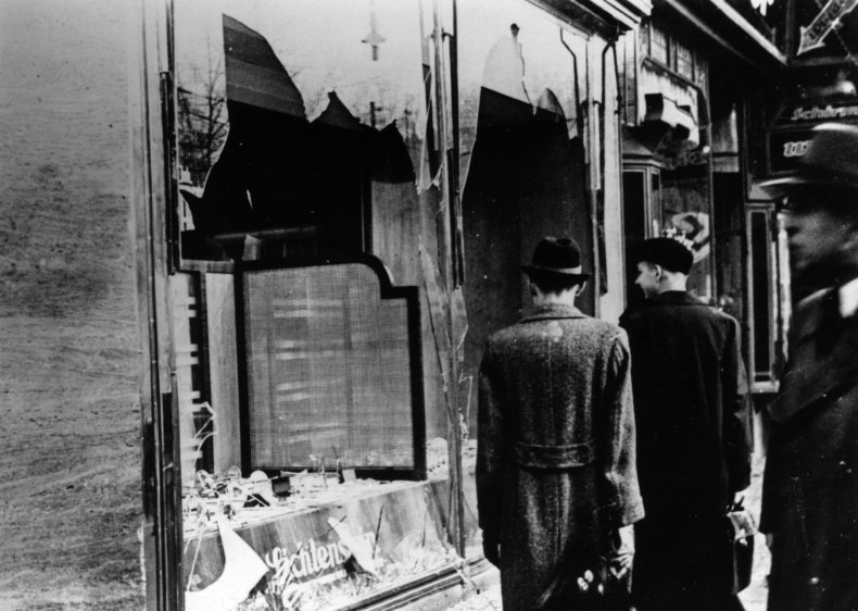 kristallnacht international holocaust remembrance day hitler timeline of events