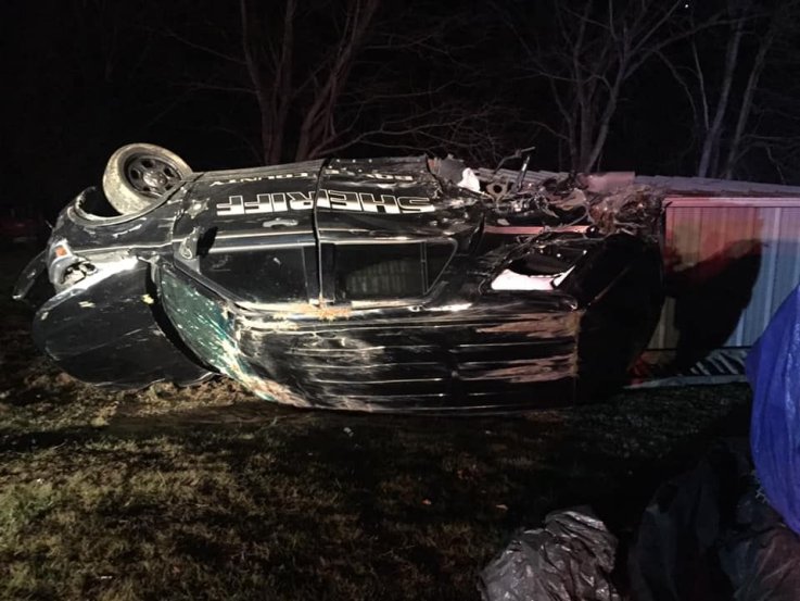 警车翻转 Cop car flipped