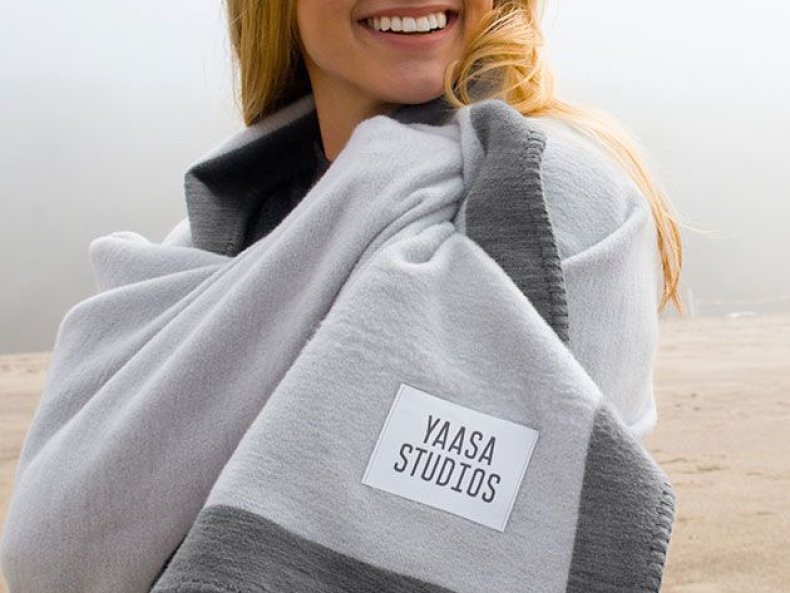 Products for a Better Nights Sleep - Yaasa Studios Infinity Blanket
