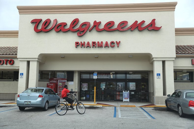 Walgreens Fake Pharmacist