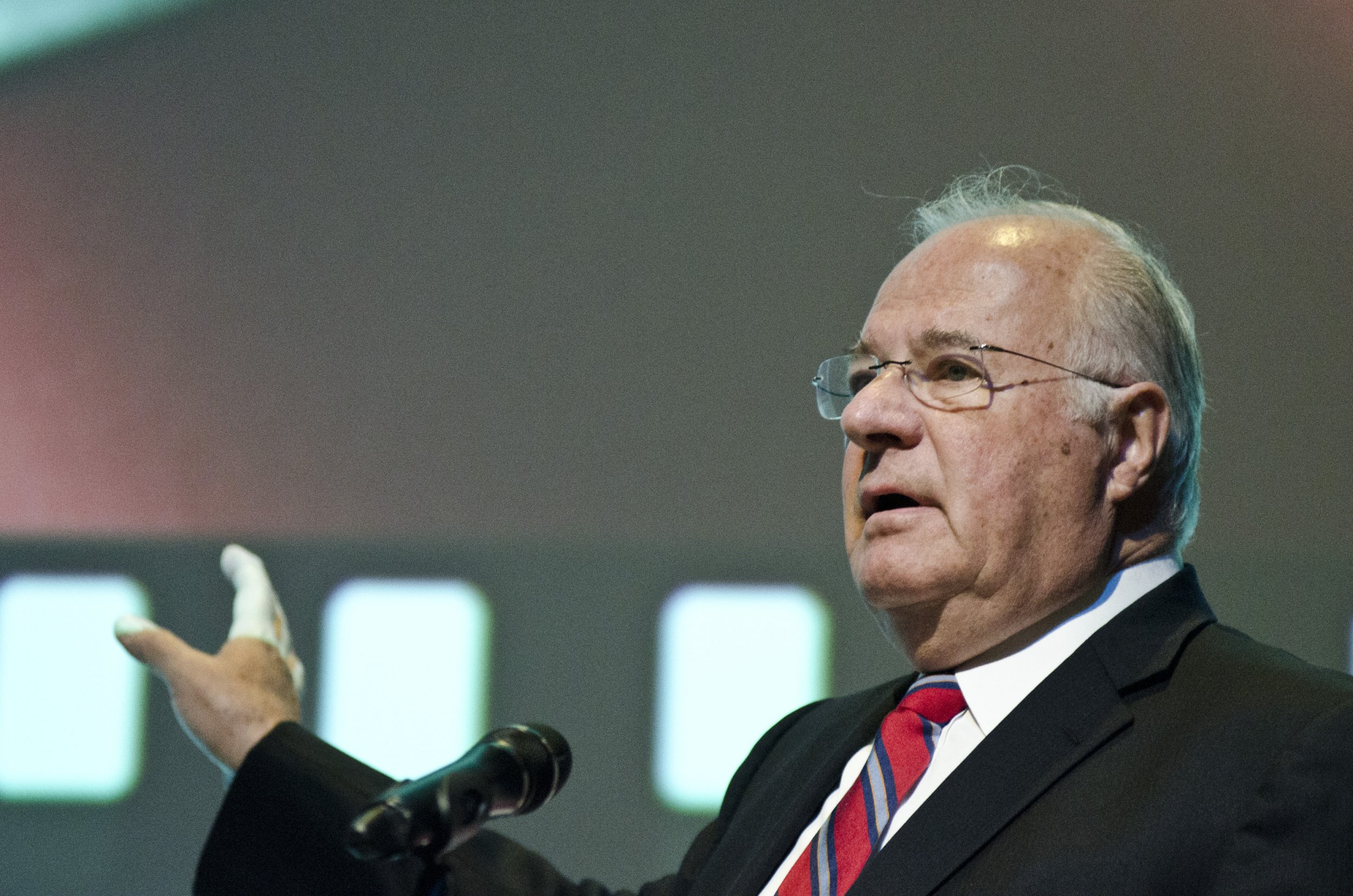 What Is Cubs Owner Joe Ricketts Accused of? Ownership Group Issues ...