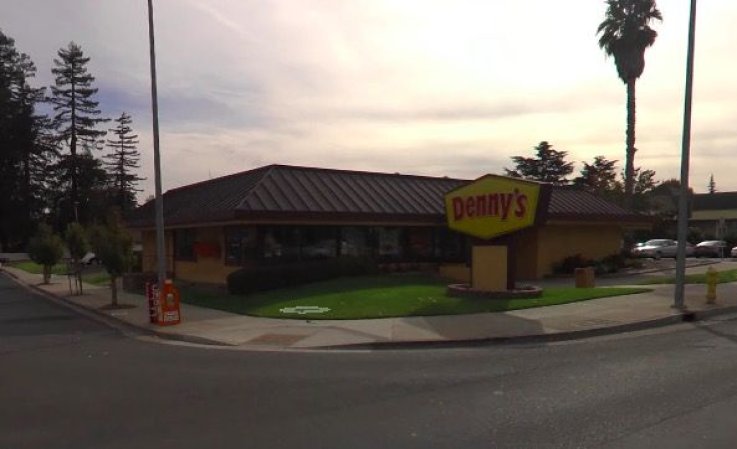 denny's man barricaded denny's man barricaded