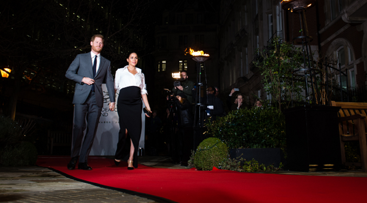 Pictures of Pregnant Meghan Markle at Endeavour Fund Awards