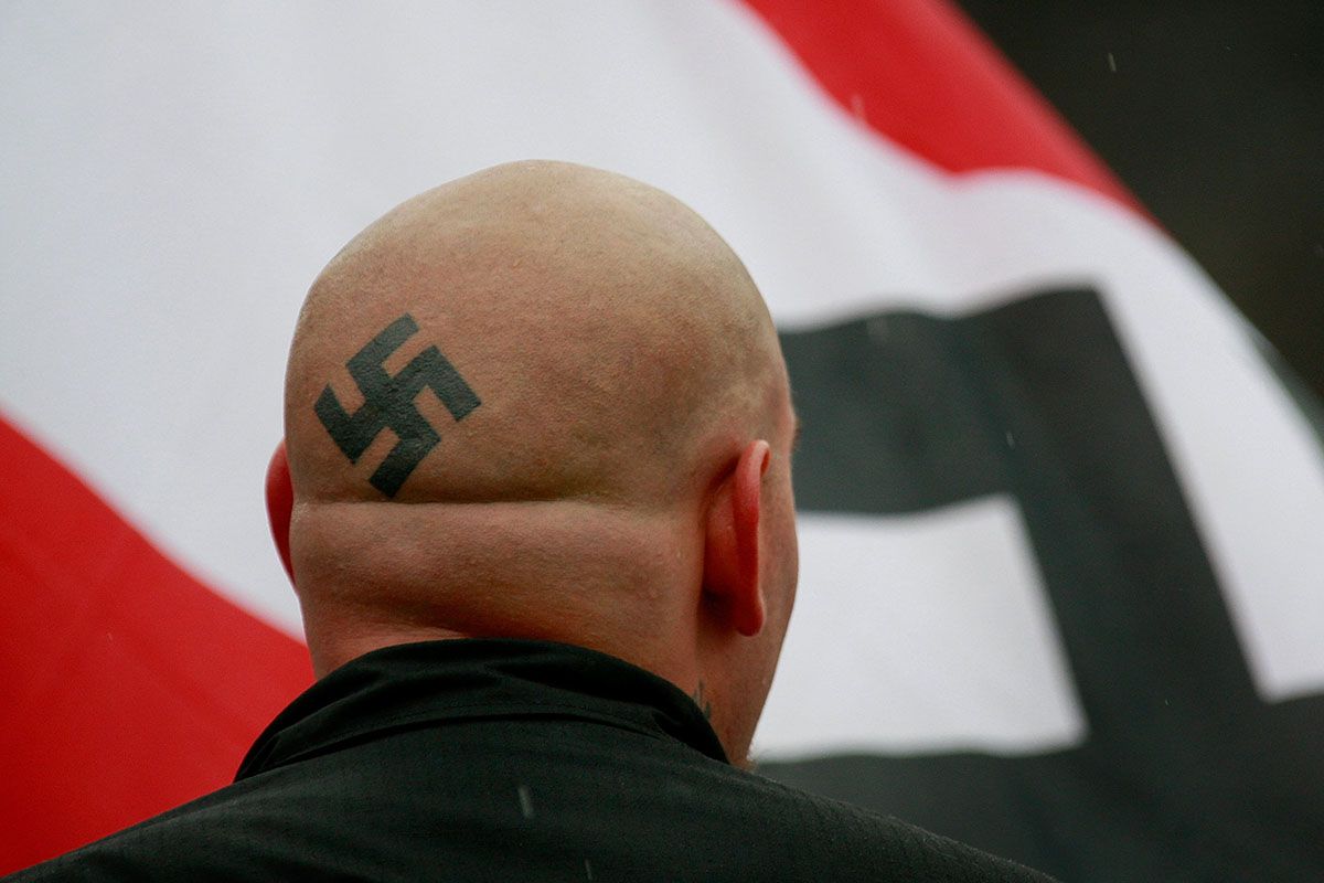 Neo nazi