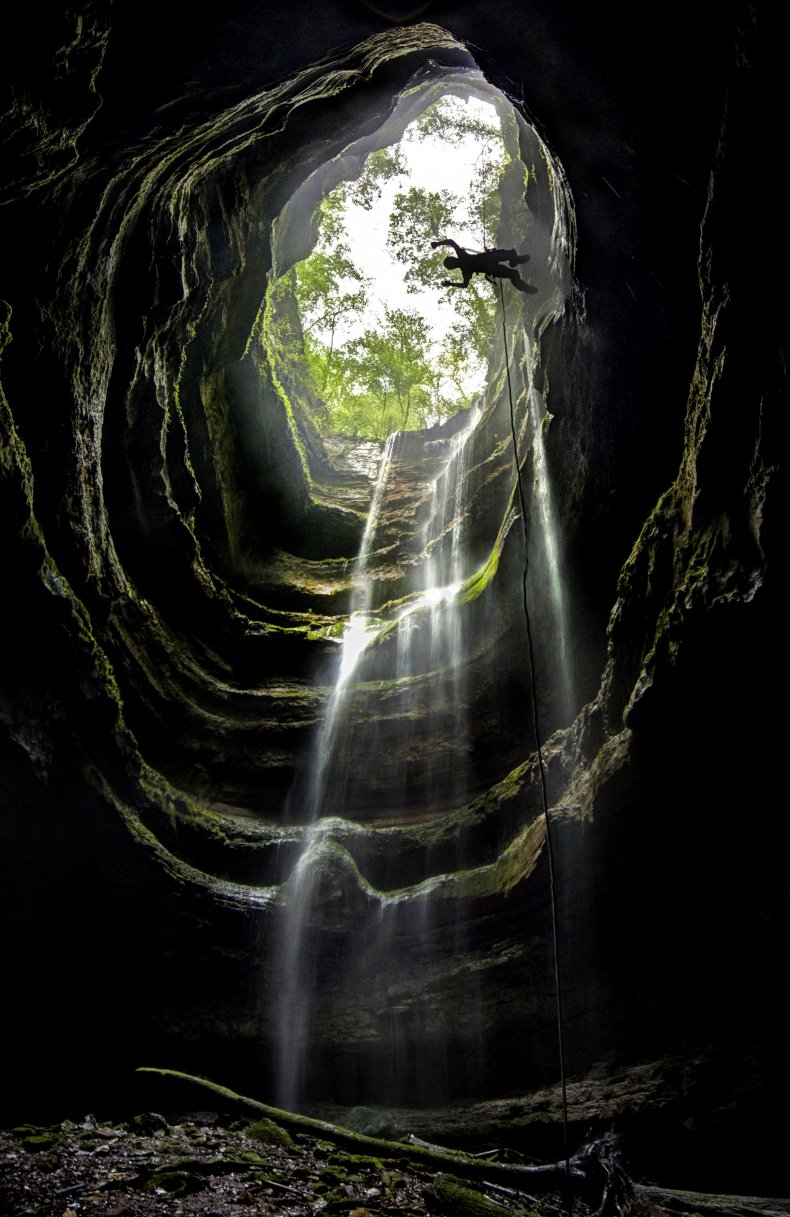 NEVERSINK CATERS_Into_The_Abyss_02