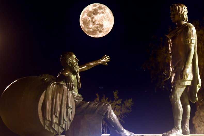 Supermoon Athens