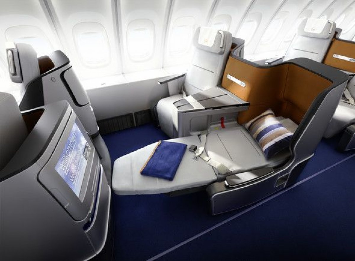Fly First Class Cheap - Lufthansa 