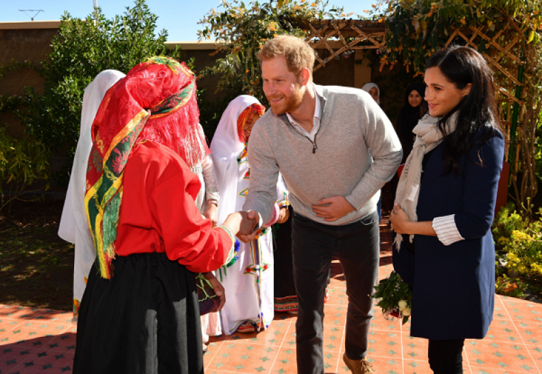 Pictures of Pregnant Meghan Markle and Prince Harry Greeting Children in Morocco and More Photos of Couple's Trip (1341942)