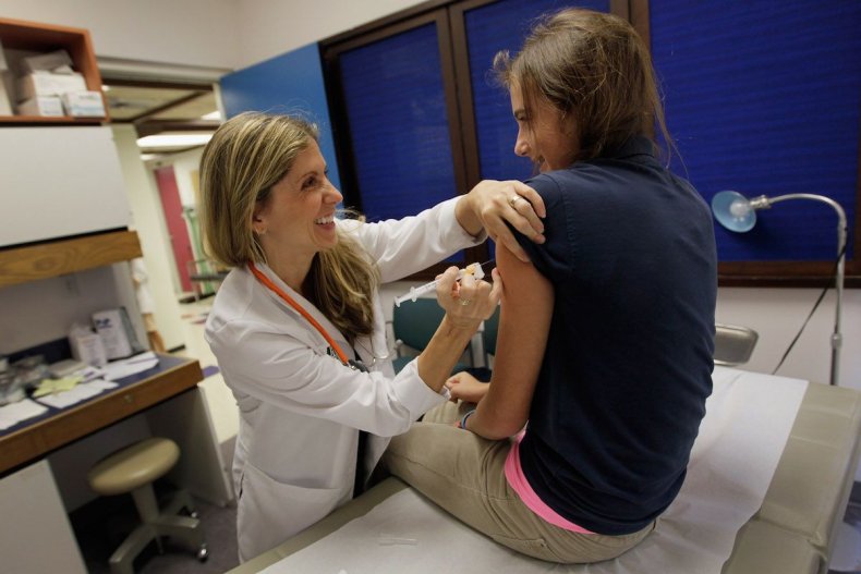 2 vaccine vacination anti-vax myths