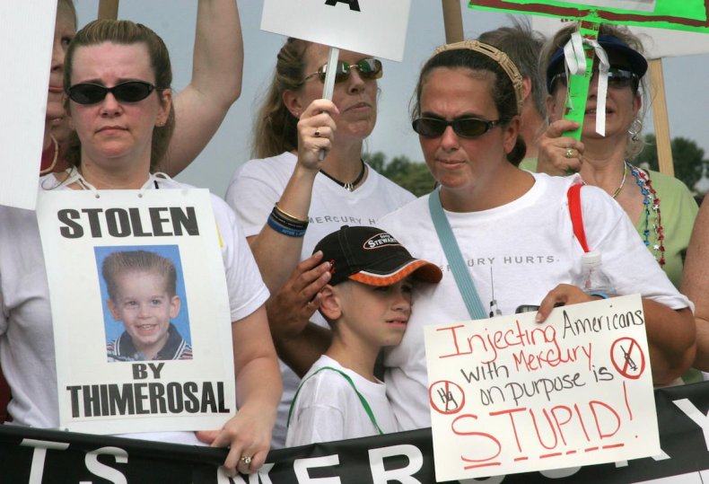3 vaccine vacination anti-vax myths
