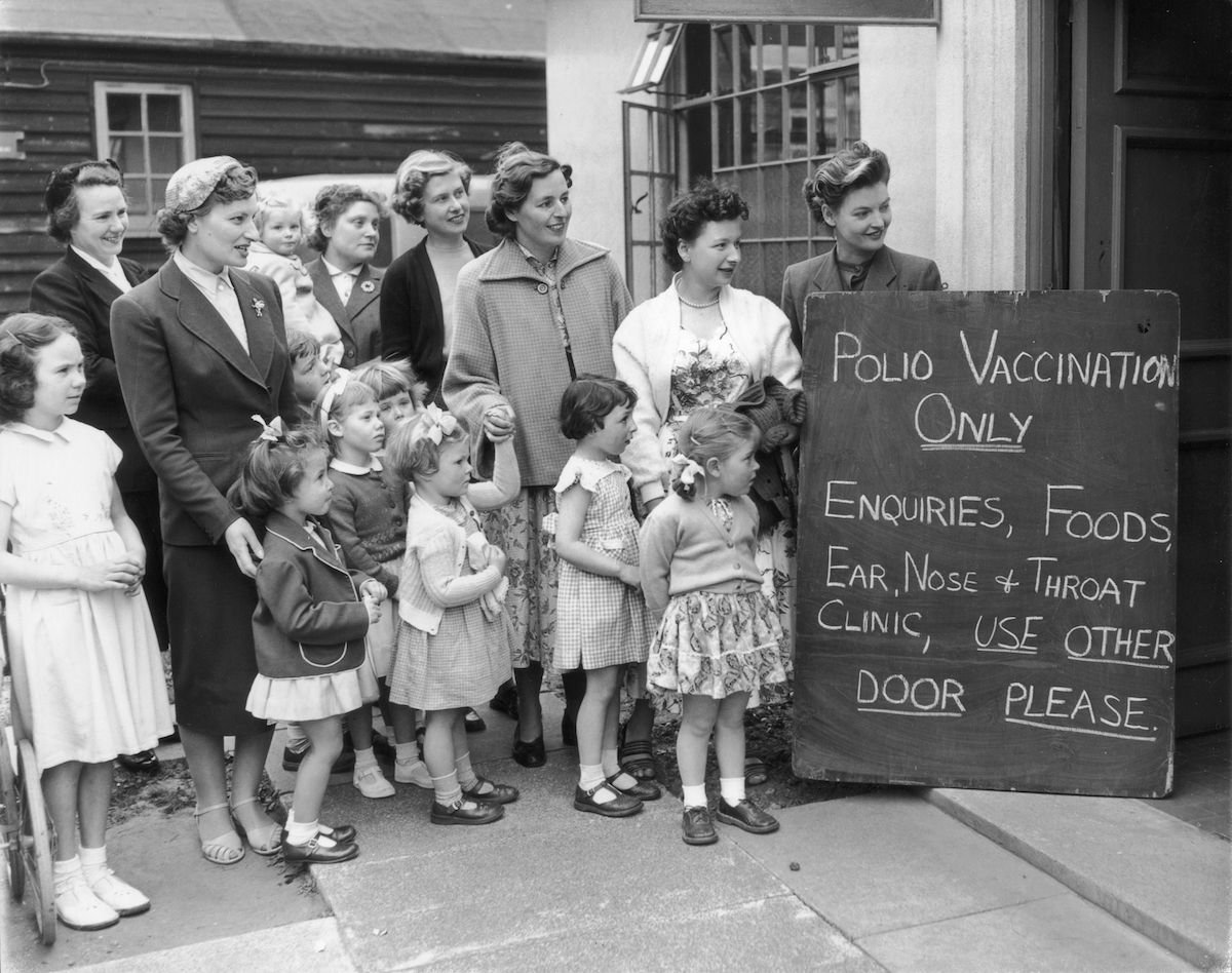 8 vaccine vacination anti-vax myths