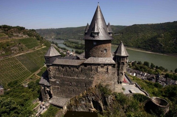 Rhine River Castle - Stahleck Castle Hostel Rhine River Castle - Stahleck Castle Hostel
