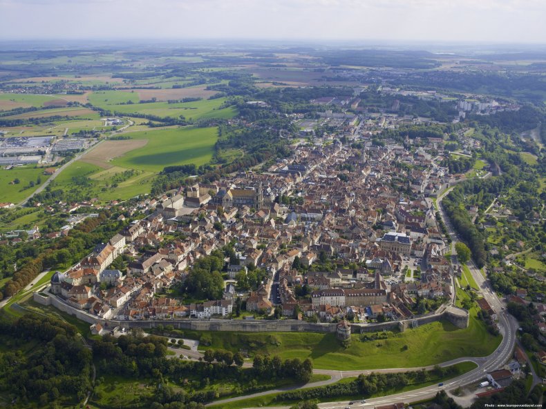 Denis Diderot’s France 1 - LANGRES - AERIAL VIEW