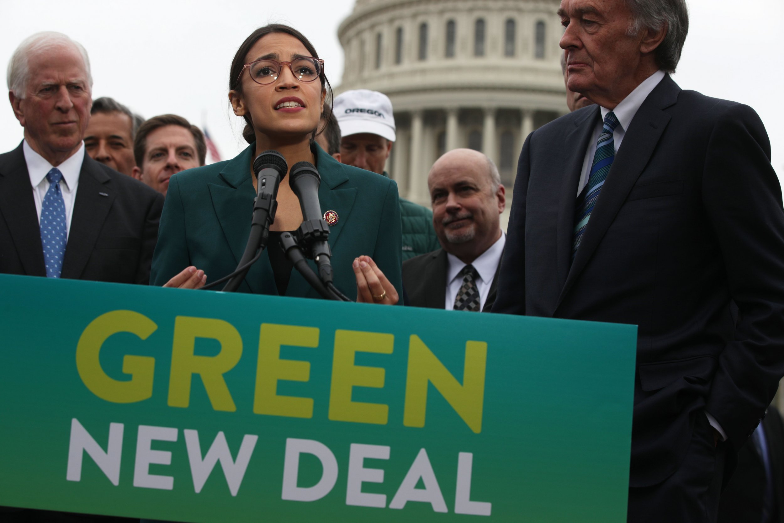 Donald Trump, Alexandria Ocasio-Cortez, Green New Deal