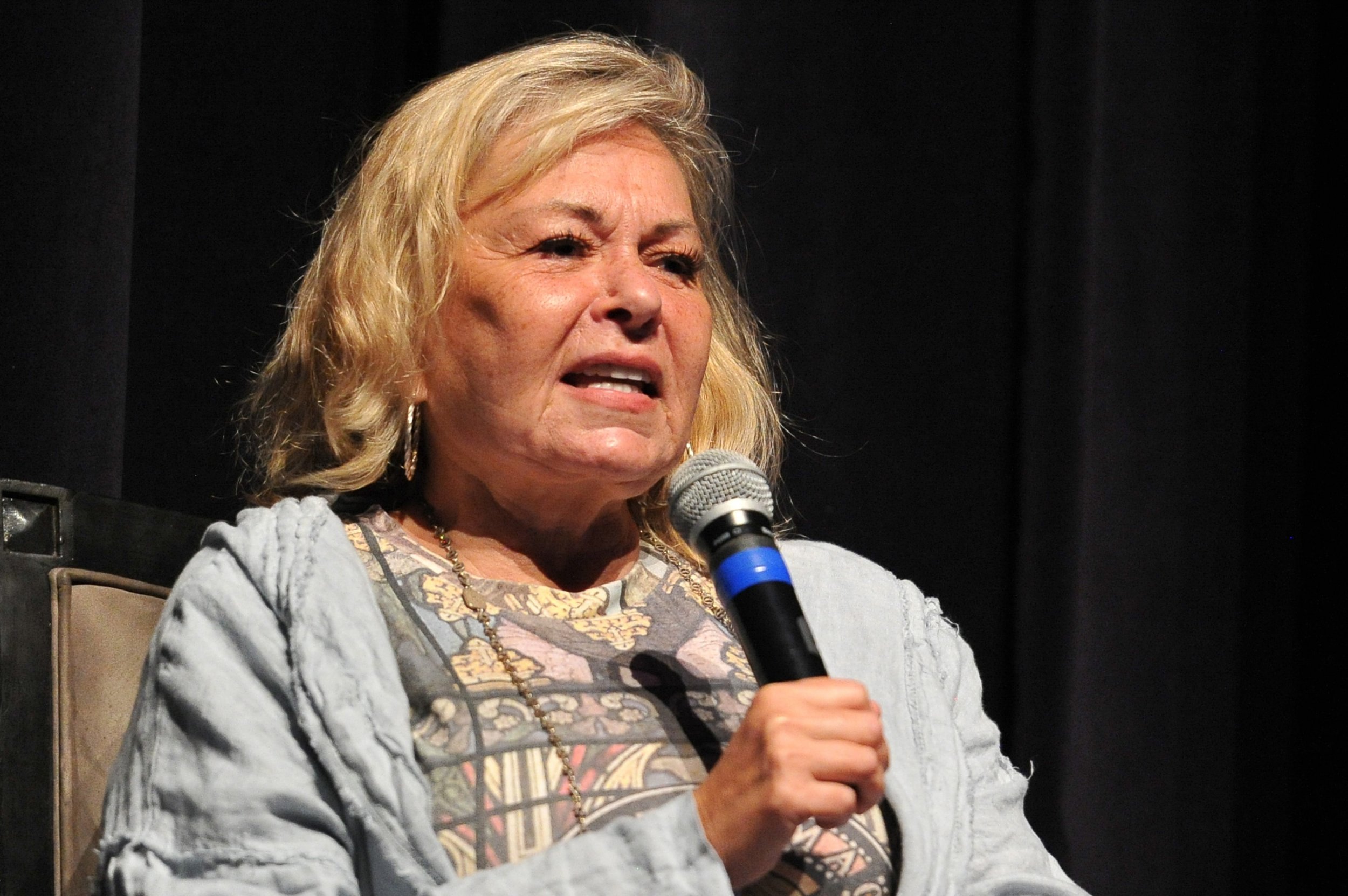  Roseanne Barr