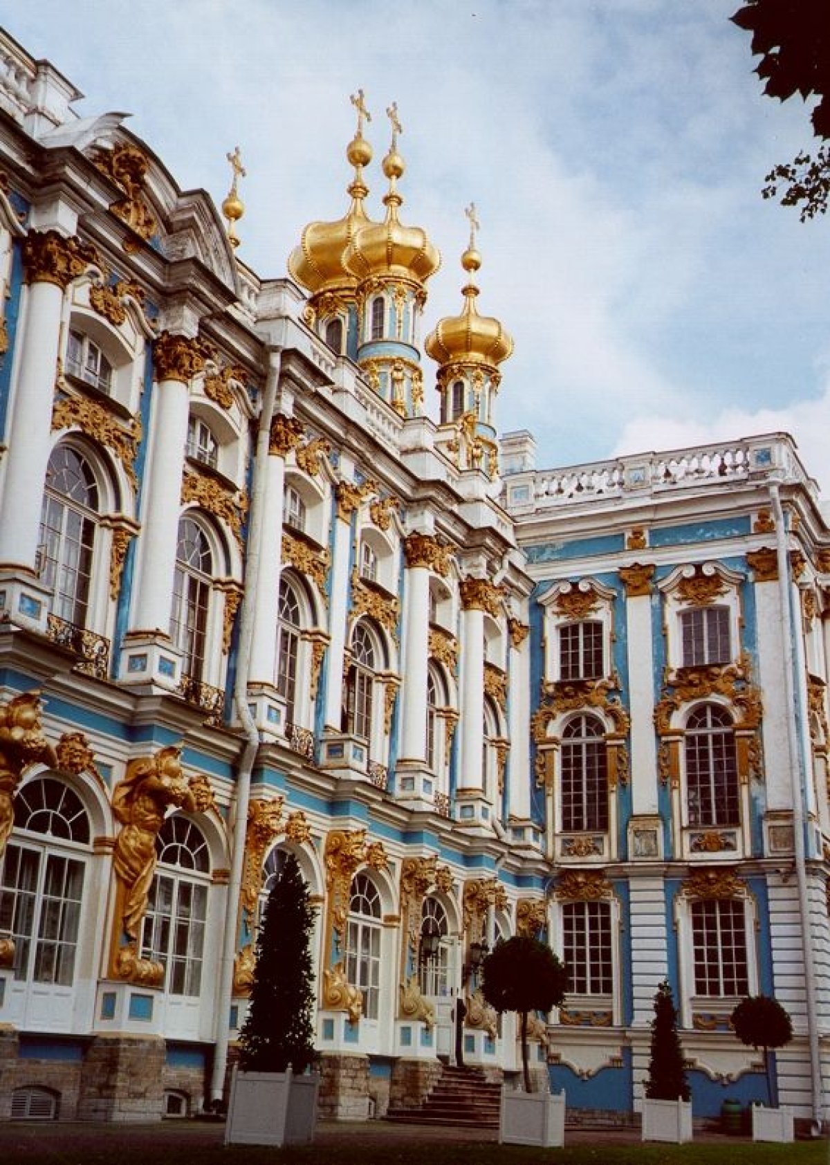 St. Petersburg - palace exterior vertical