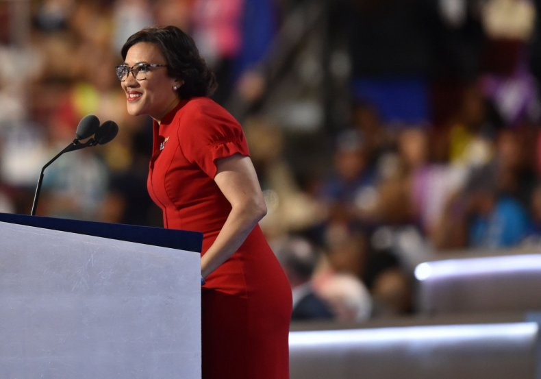 flint mayor karen weaver