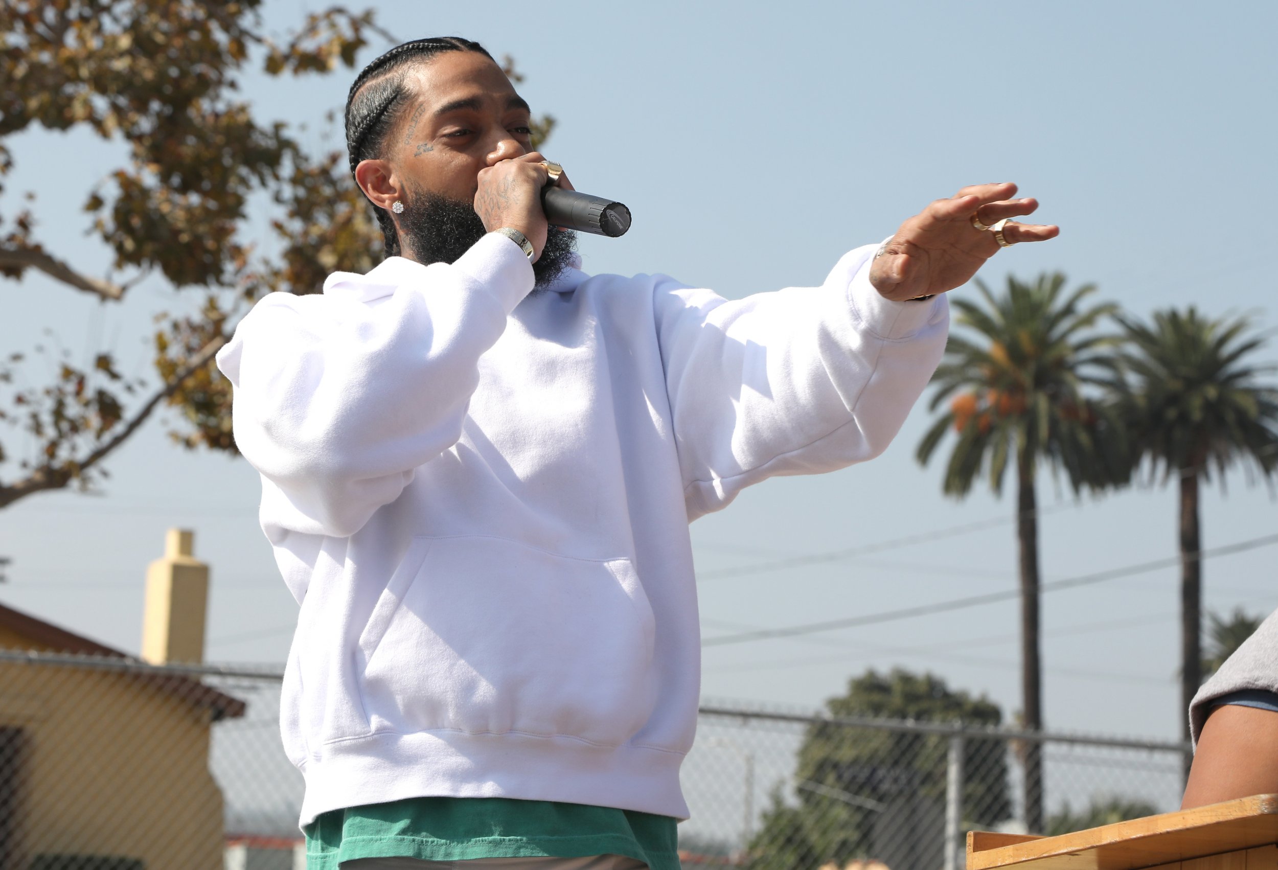 One of our own': NBA & players pay tribute to slain LA rapper Nipsey Hussle  — RT Sport News 